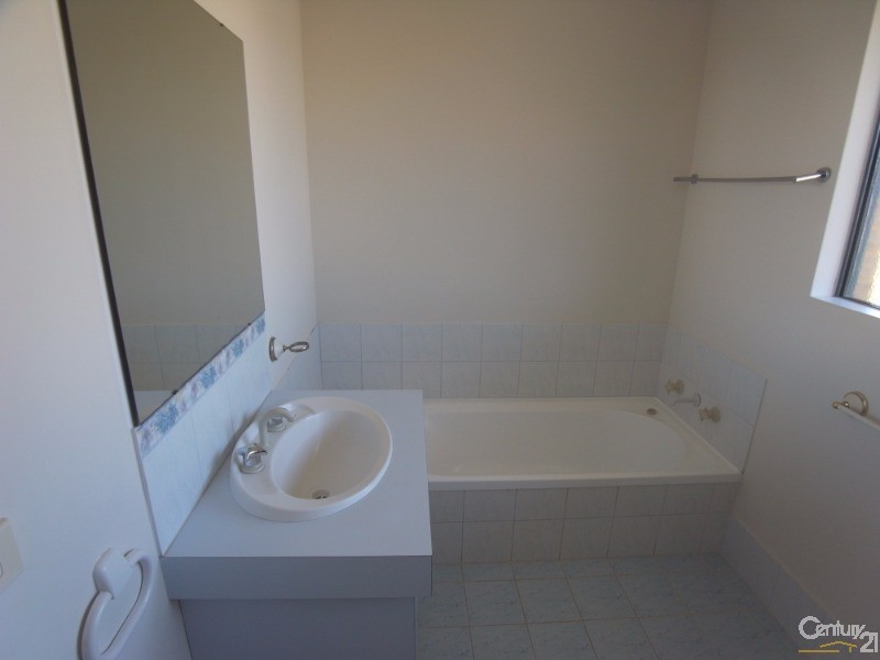 21 Santa Barbara Parade, Quinns Rocks WA 6030