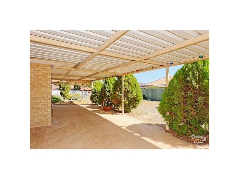 25 Chiba Retreat, Merriwa WA 6030