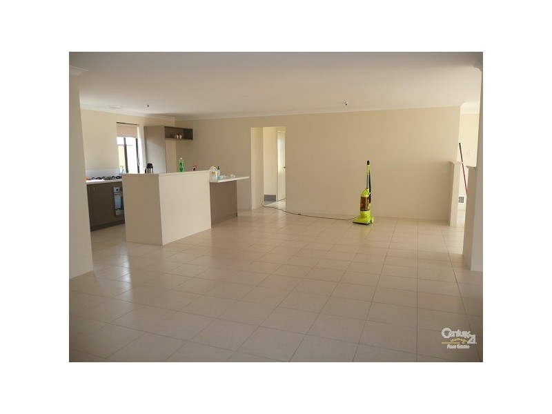 9  Ningaloo bend, Clarkson WA 6030