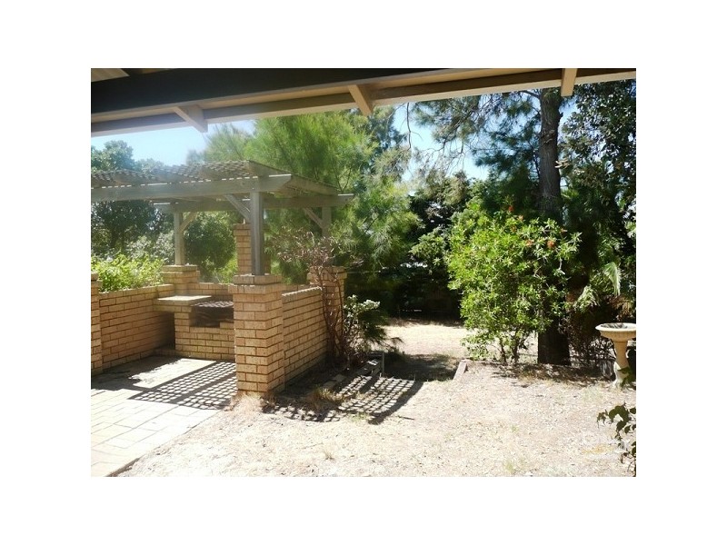 4 Banfield grove, Clarkson WA 6030