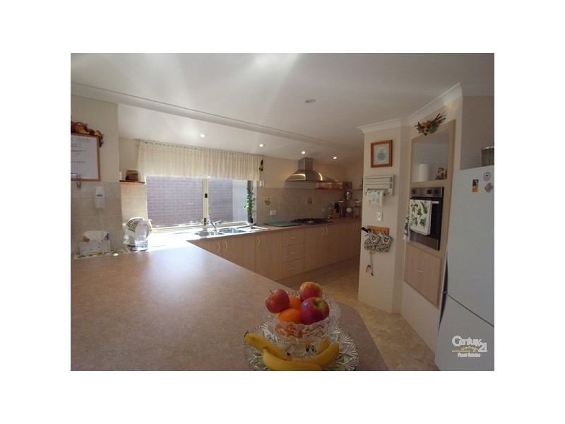 14 Leveque Ramble, Ridgewood WA 6030