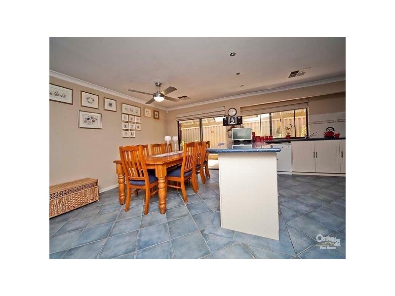 34 Shropshire Crescent, Butler WA 6036