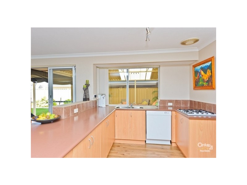 28 Meringa Crescent, Quinns Rocks WA 6030