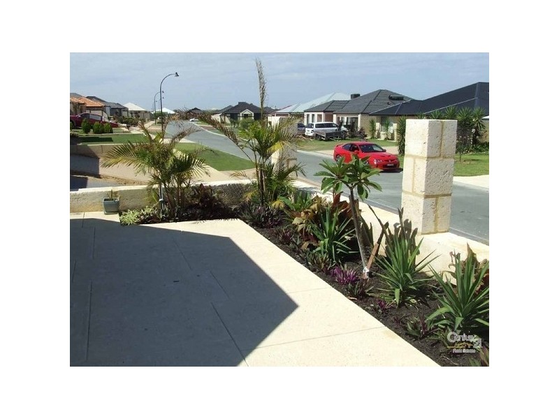 20 Harmony Avenue, Clarkson WA 6030