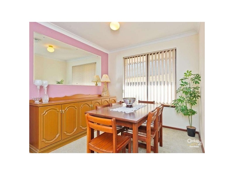 8 Batavia Place, Kallaroo WA 6025