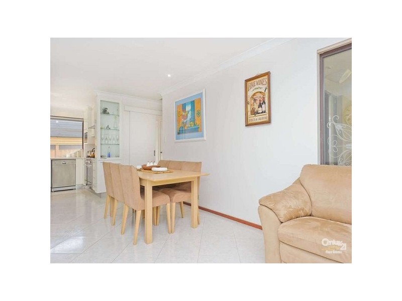 8 Batavia Place, Kallaroo WA 6025