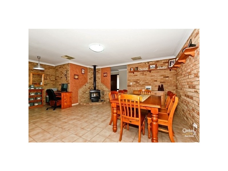 22 Chessington Way, Kingsley WA 6026