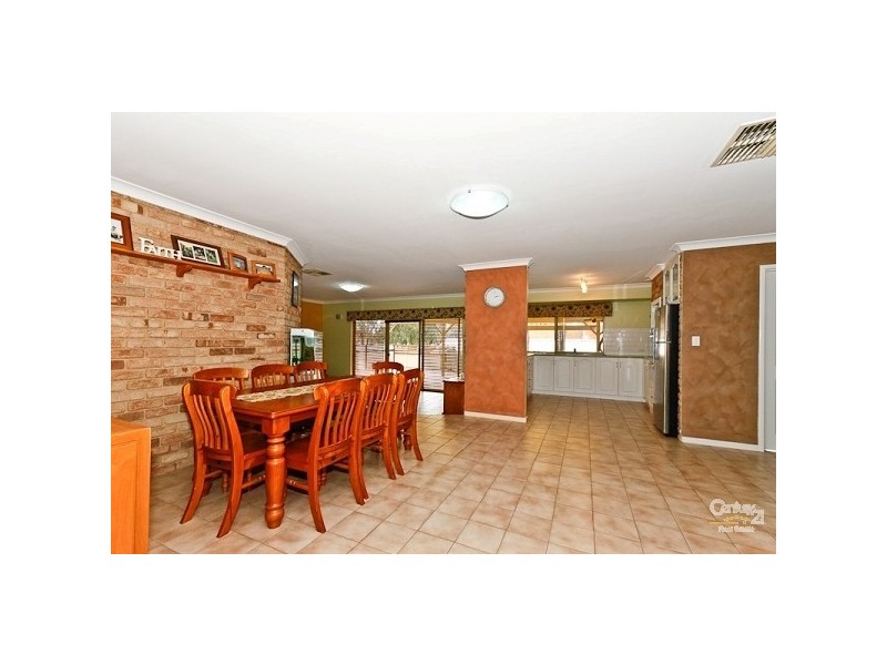 22 Chessington Way, Kingsley WA 6026