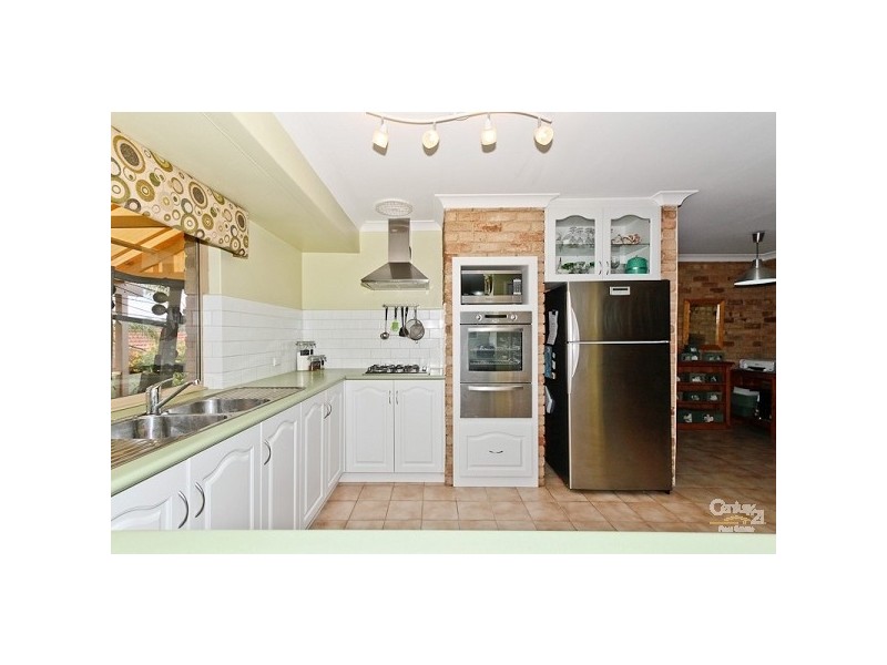 22 Chessington Way, Kingsley WA 6026