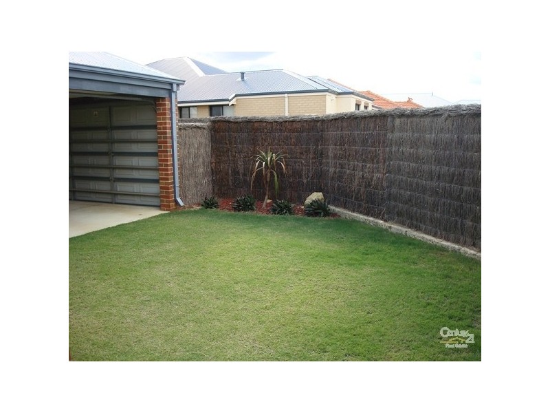 2 Talybont Bend, Butler WA 6036