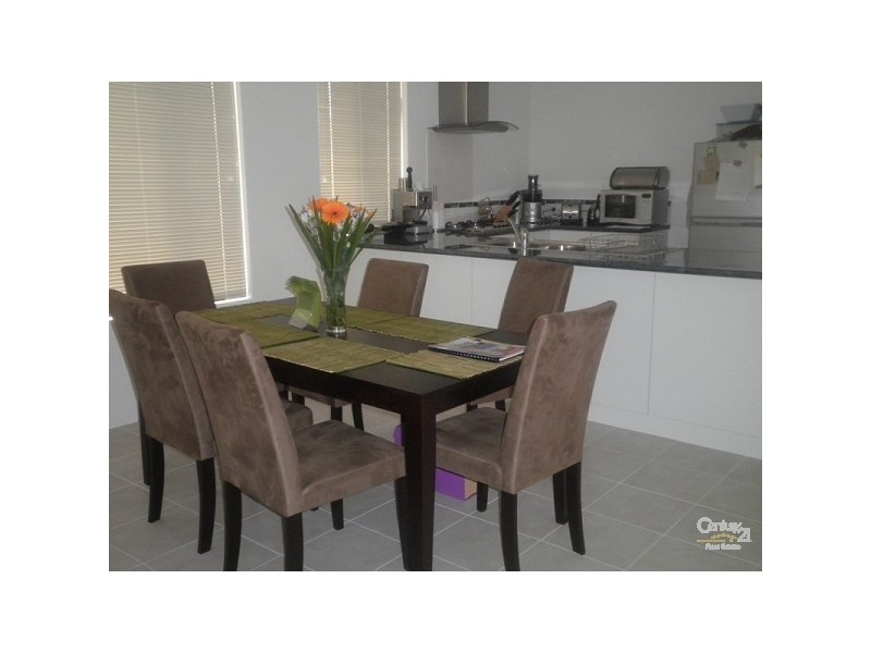 5 Hollywood heights, Clarkson WA 6030