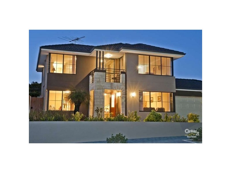 2 Royal James Court, Quinns Rocks WA 6030