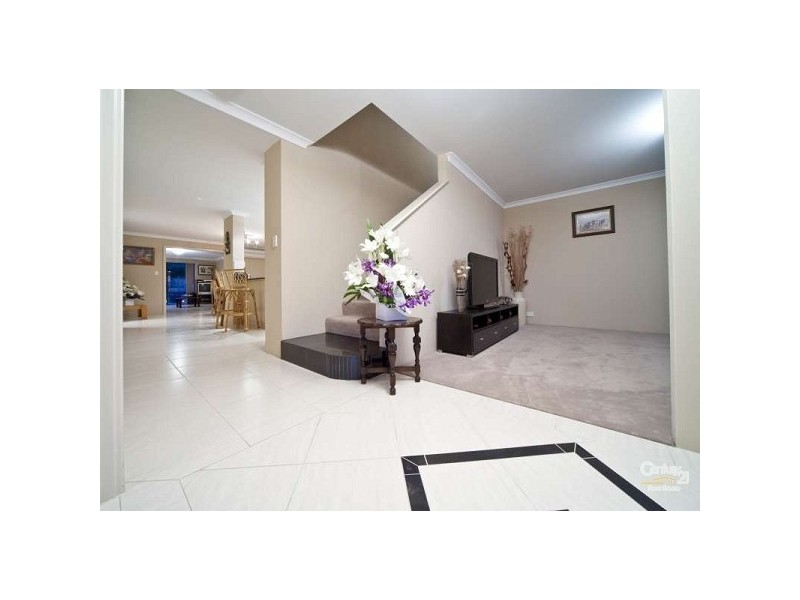 2 Royal James Court, Quinns Rocks WA 6030