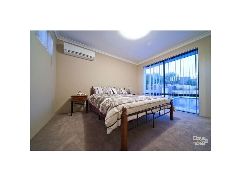 2 Royal James Court, Quinns Rocks WA 6030
