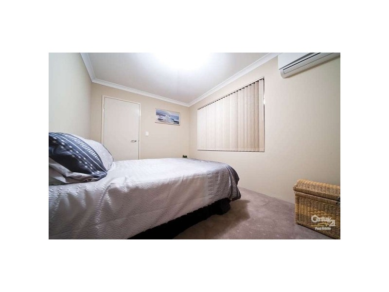 2 Royal James Court, Quinns Rocks WA 6030