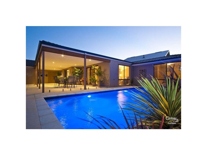 2 Royal James Court, Quinns Rocks WA 6030