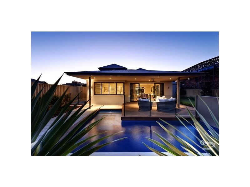 9 Romano Crescent, Iluka WA 6028