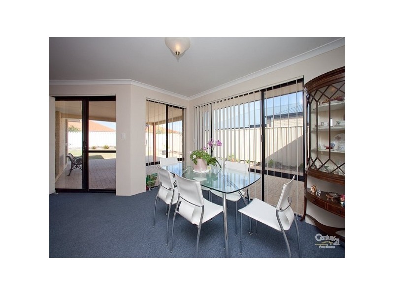 11 Harrington ave, Tapping WA 6065