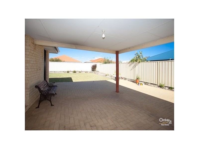 11 Harrington ave, Tapping WA 6065