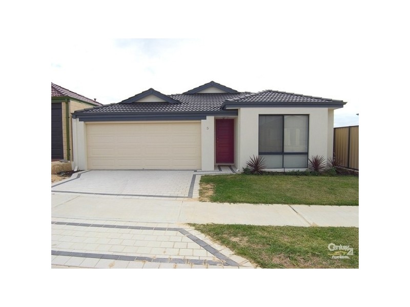 5 Hollywood Heights, Clarkson WA 6030