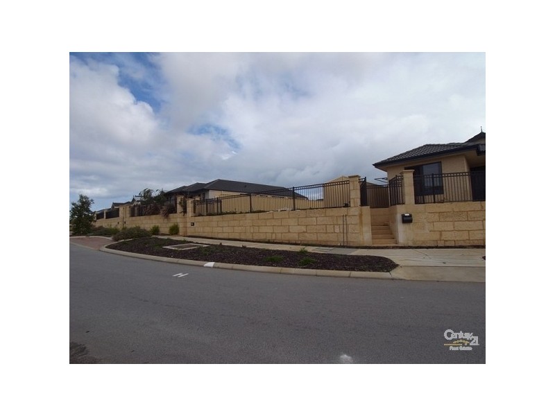 2/131 Landbeach Blvd, Butler WA 6036