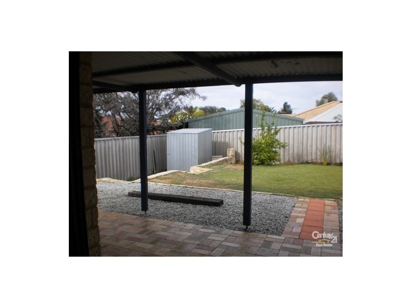 17 Drammen Elbow, Merriwa WA 6030