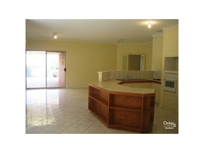 10 Glendevon turn, Kinross WA 6028