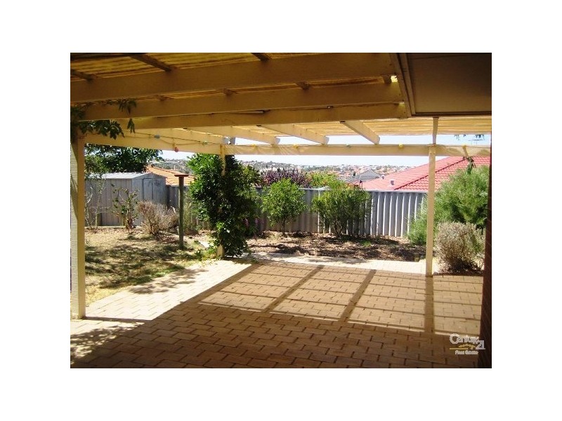 10 Glendevon turn, Kinross WA 6028