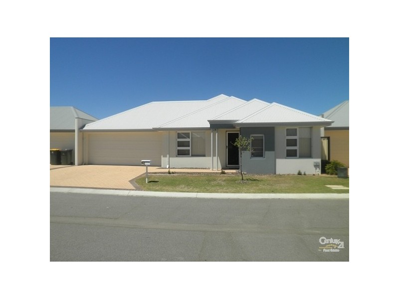 4 Tambelyn cresent, Clarkson WA 6030