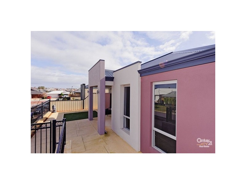 8 Myall Fairway, Clarkson WA 6030