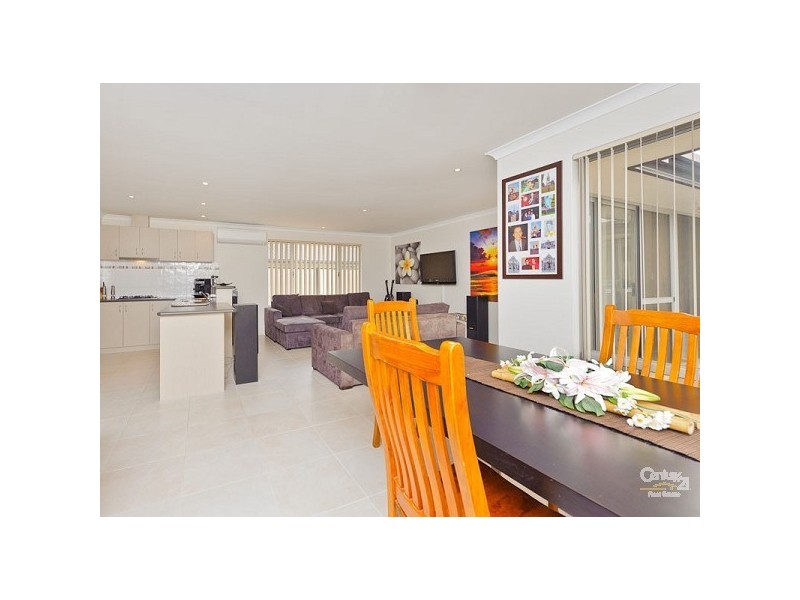 8 Myall Fairway, Clarkson WA 6030