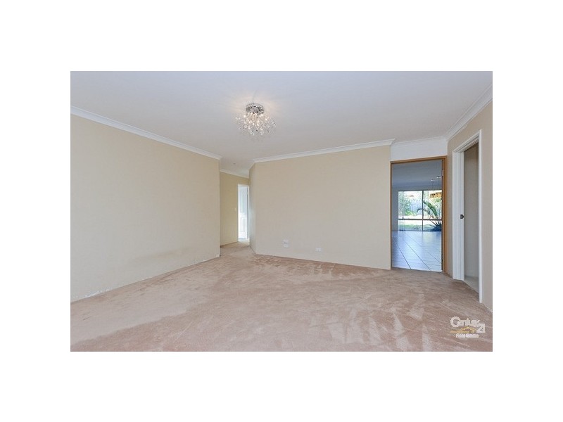 4 Turton Place, Quinns Rocks WA 6030
