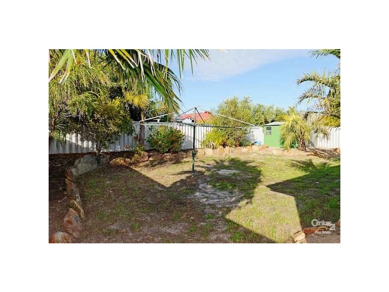 4 Turton Place, Quinns Rocks WA 6030