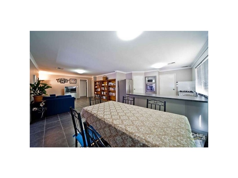 22 Rupara Circle, Quinns Rocks WA 6030