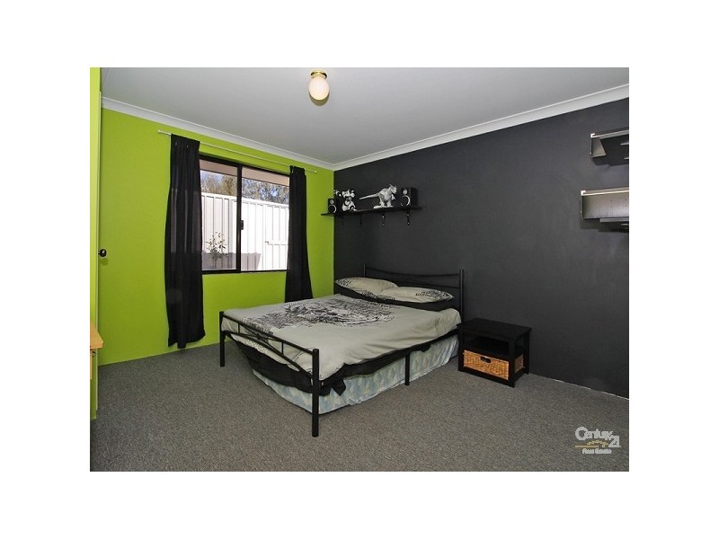 32 Annandale Circle, Kinross WA 6028