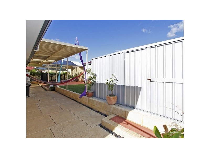 32 Annandale Circle, Kinross WA 6028