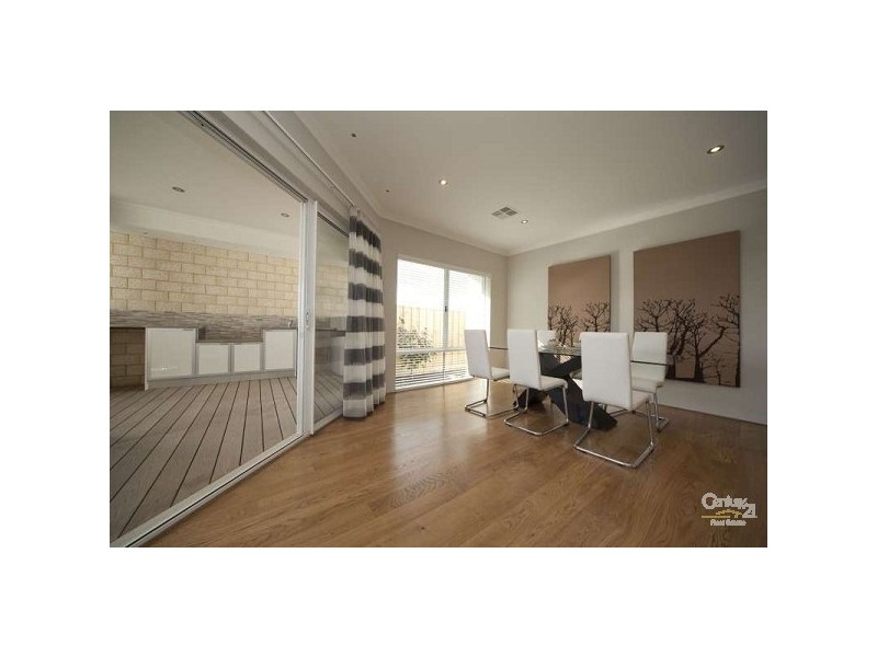 33 Viridis Street, Yanchep WA 6035