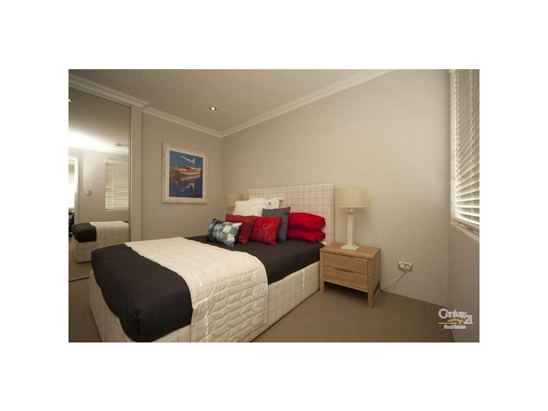 33 Viridis Street, Yanchep WA 6035