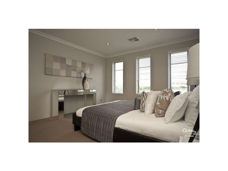 33 Viridis Street, Yanchep WA 6035