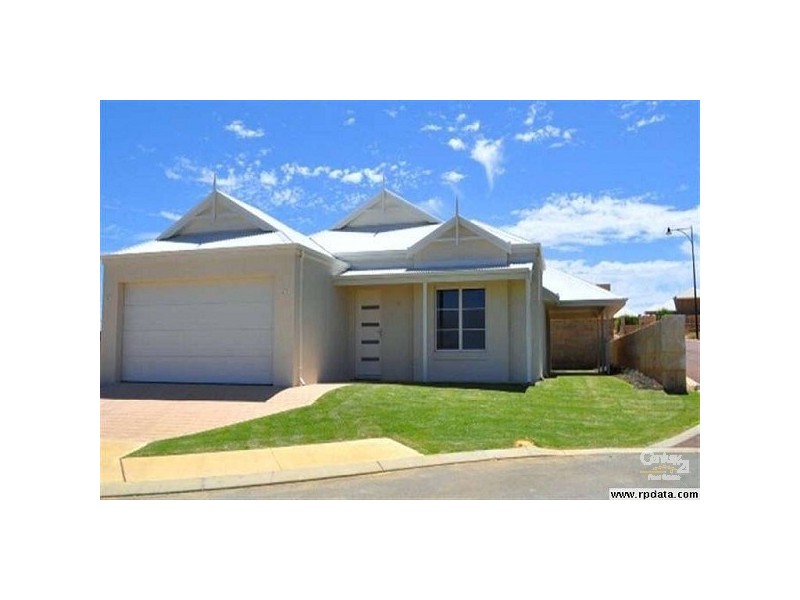 15 Abrolhas Close, Two Rocks WA 6037