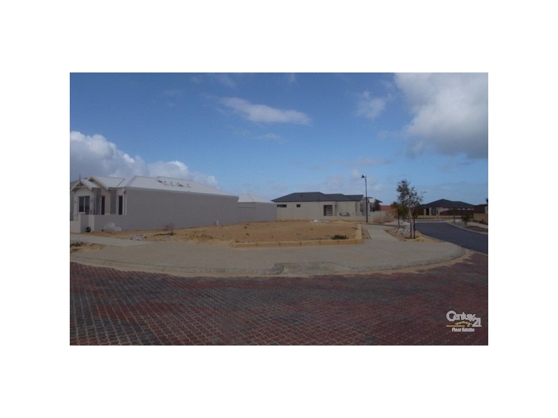 2 Larkhall Way, Butler WA 6036