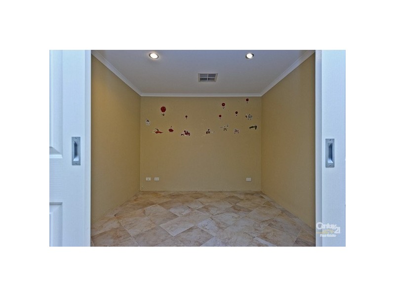 16 Labianca Vista, Carramar WA 6031