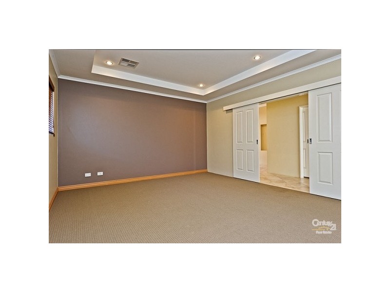 16 Labianca Vista, Carramar WA 6031