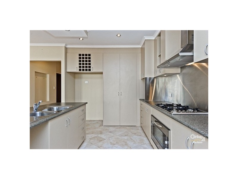 16 Labianca Vista, Carramar WA 6031