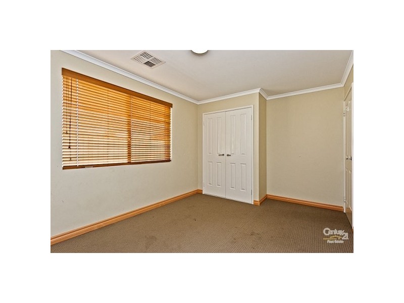 16 Labianca Vista, Carramar WA 6031