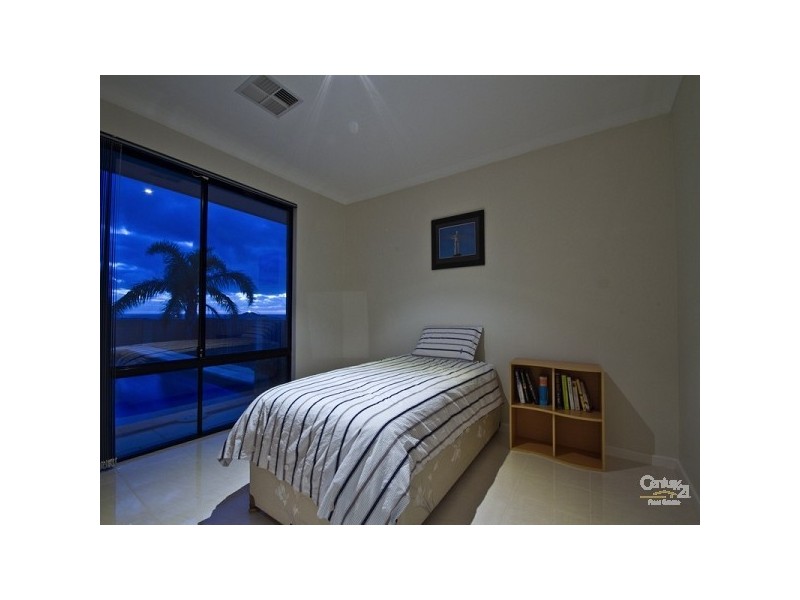 1 Gateshead Loop, Mindarie WA 6030