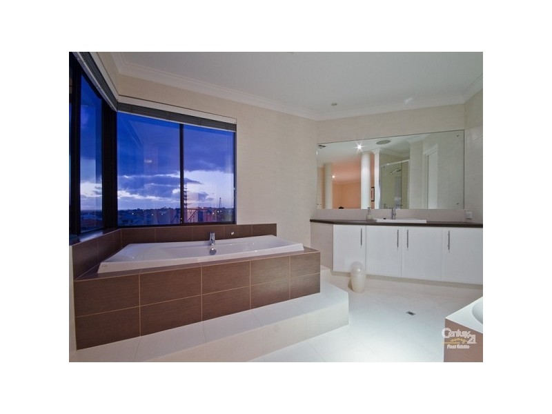 1 Gateshead Loop, Mindarie WA 6030