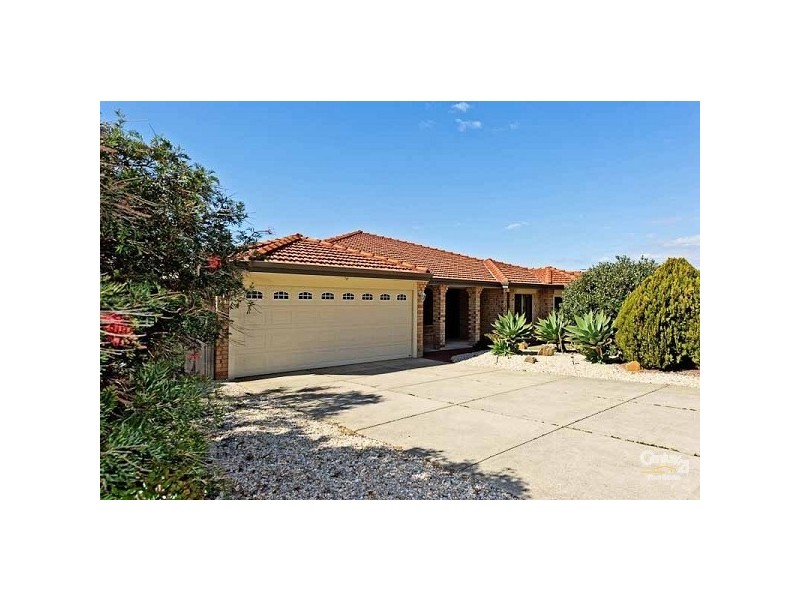 14 Firwood Trail, Woodvale WA 6026