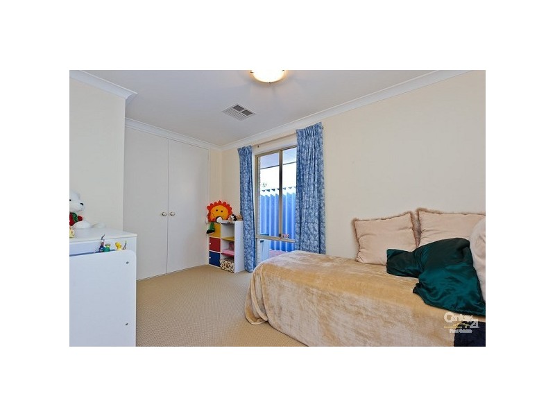 14 Firwood Trail, Woodvale WA 6026