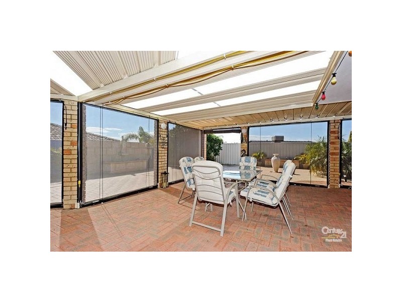 14 Firwood Trail, Woodvale WA 6026